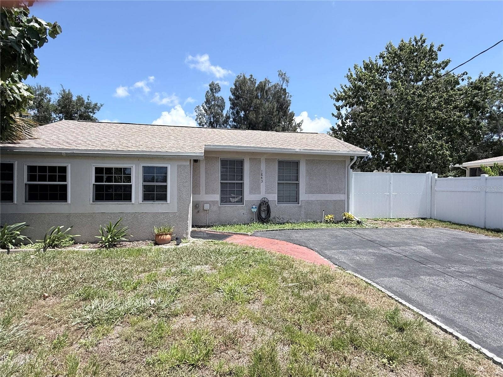 1843 N WASHINGTON AVENUE, Clearwater, FL 33755 1843 N WASHINGTON AVENUE, Clearwater, FL 33755
