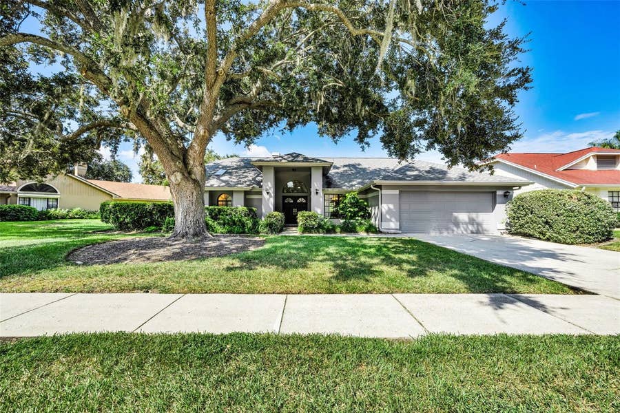 Property photo for 802 CENTERWOOD DRIVE, Tarpon Springs, FL