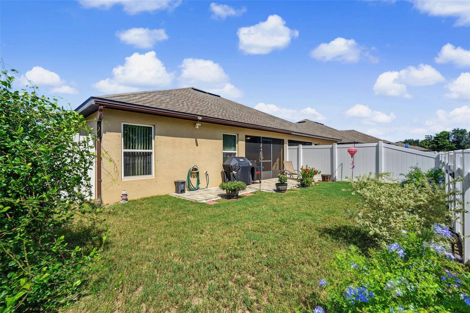 8951 SOUTHERN CHARM CIRCLE, Brooksville, FL 34613 8951 SOUTHERN CHARM CIRCLE, Brooksville, FL 34613