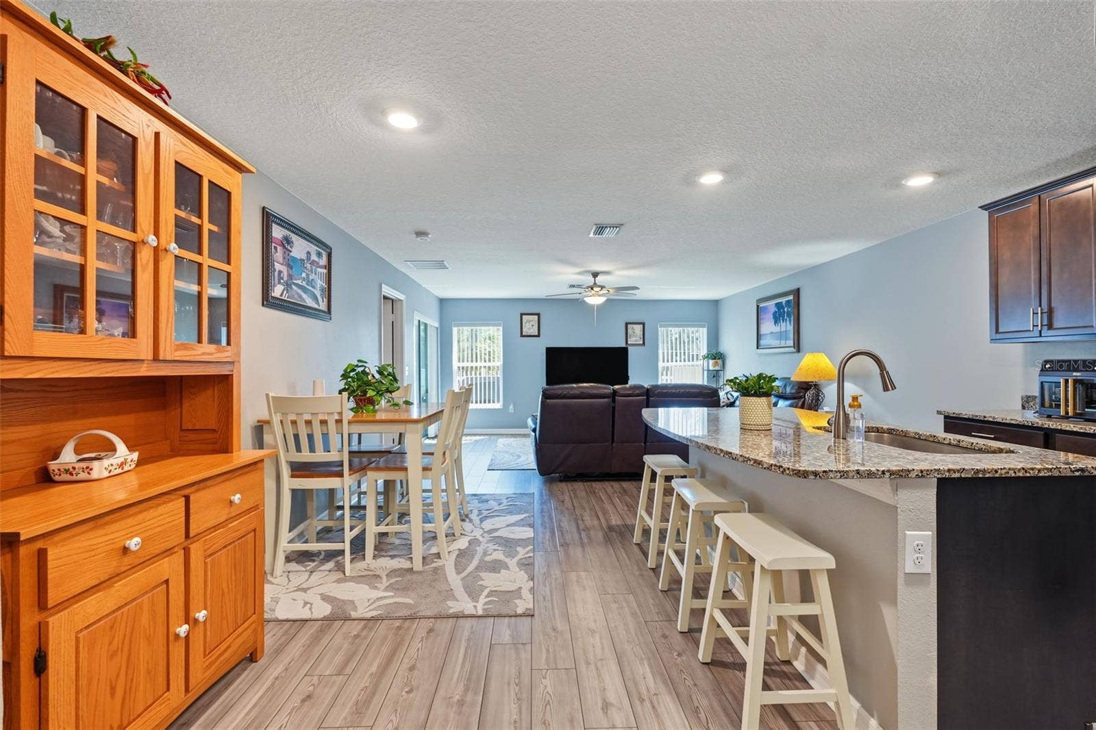 8951 SOUTHERN CHARM CIRCLE, Brooksville, FL 34613 8951 SOUTHERN CHARM CIRCLE, Brooksville, FL 34613
