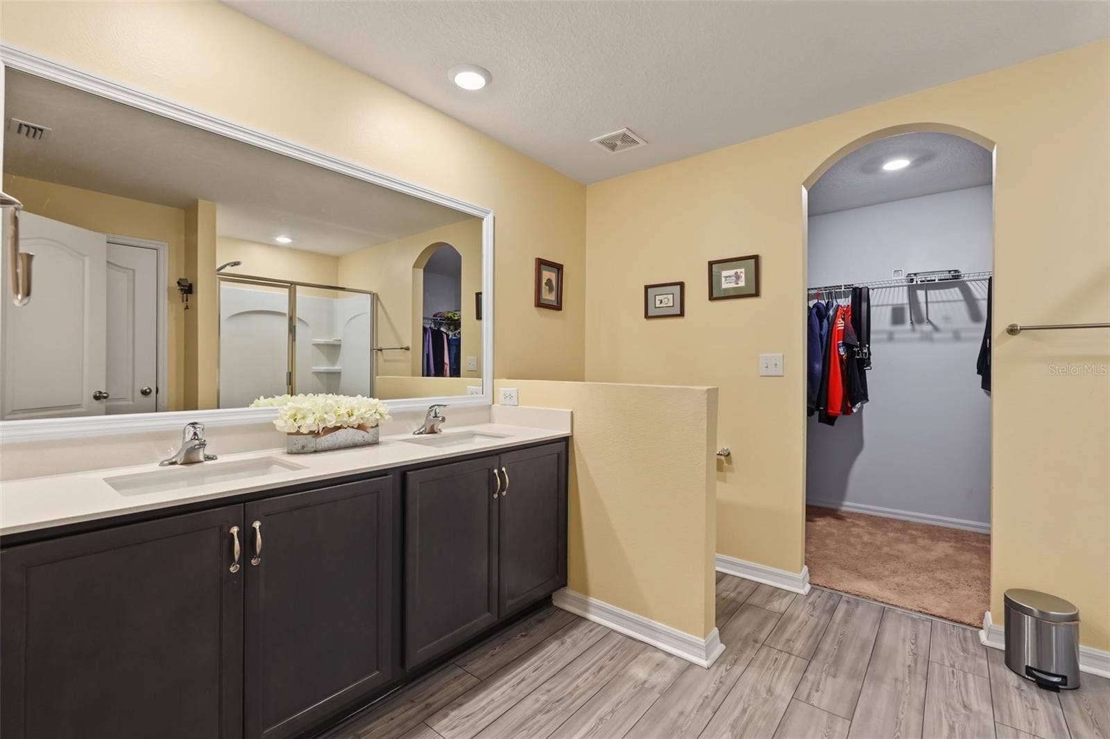 8951 SOUTHERN CHARM CIRCLE, Brooksville, FL 34613 8951 SOUTHERN CHARM CIRCLE, Brooksville, FL 34613