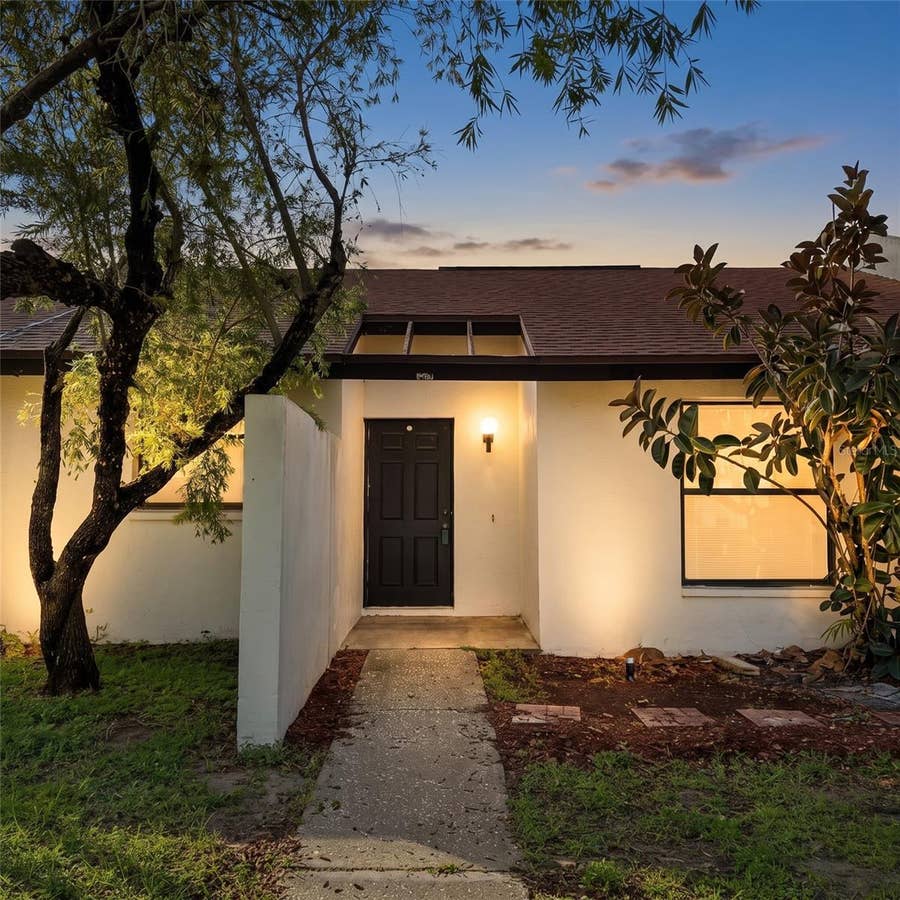 Property photo for 11411 MIDFIELD WAY, Tampa, FL