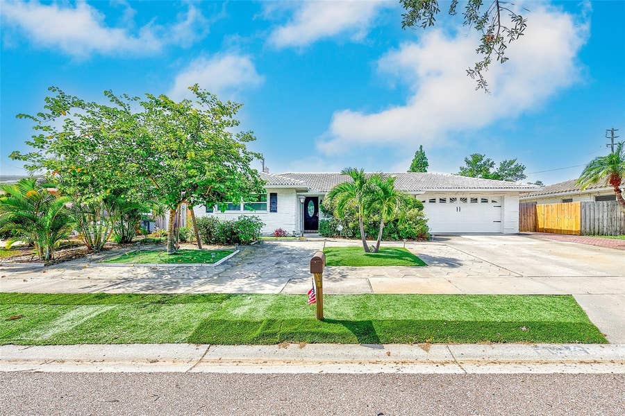 Property photo for 11288 60TH AVENUE, Seminole, FL