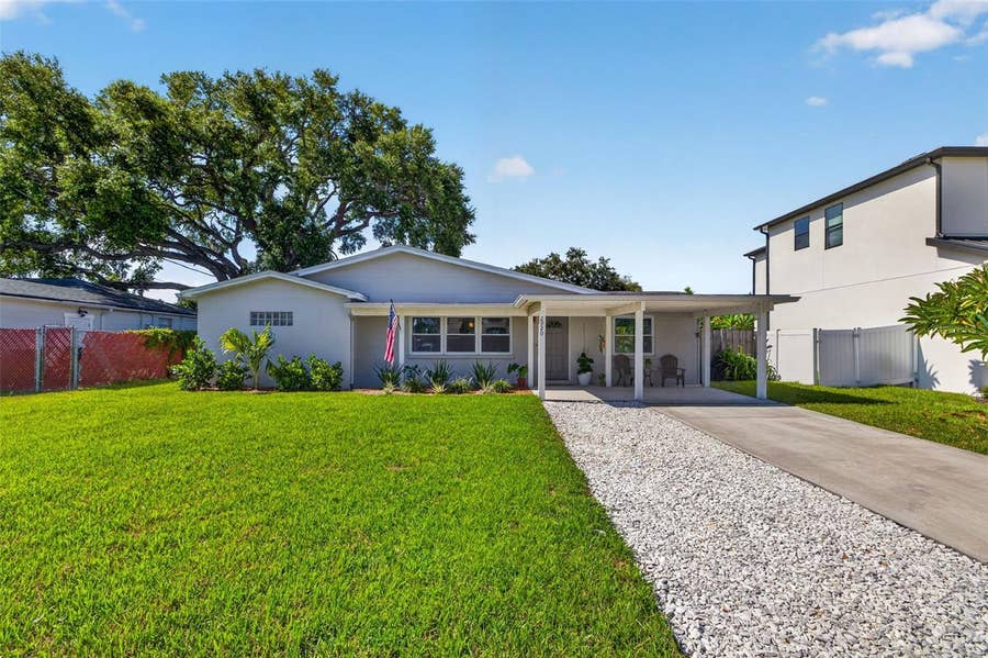 Property photo for 2920 W PEARL AVENUE, Tampa, FL