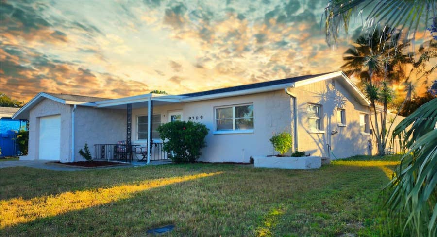 Property photo for 9709 LAKESIDE LANE, Port Richey, FL