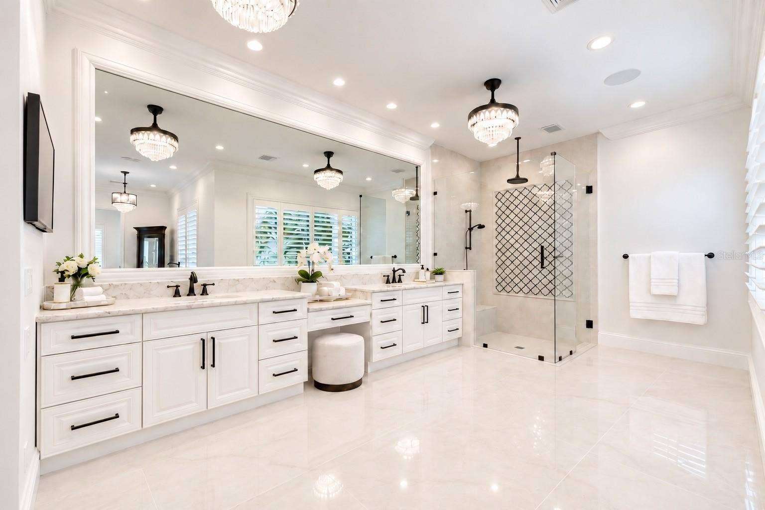 504 55 TH AVENUE, St Pete Beach, FL 33706 504 55 TH AVENUE, St Pete Beach, FL 33706
