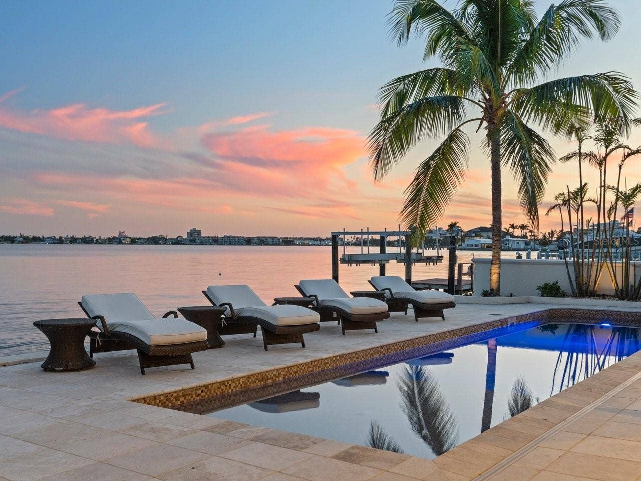 504 55 TH AVENUE, St Pete Beach, FL 33706 504 55 TH AVENUE, St Pete Beach, FL 33706