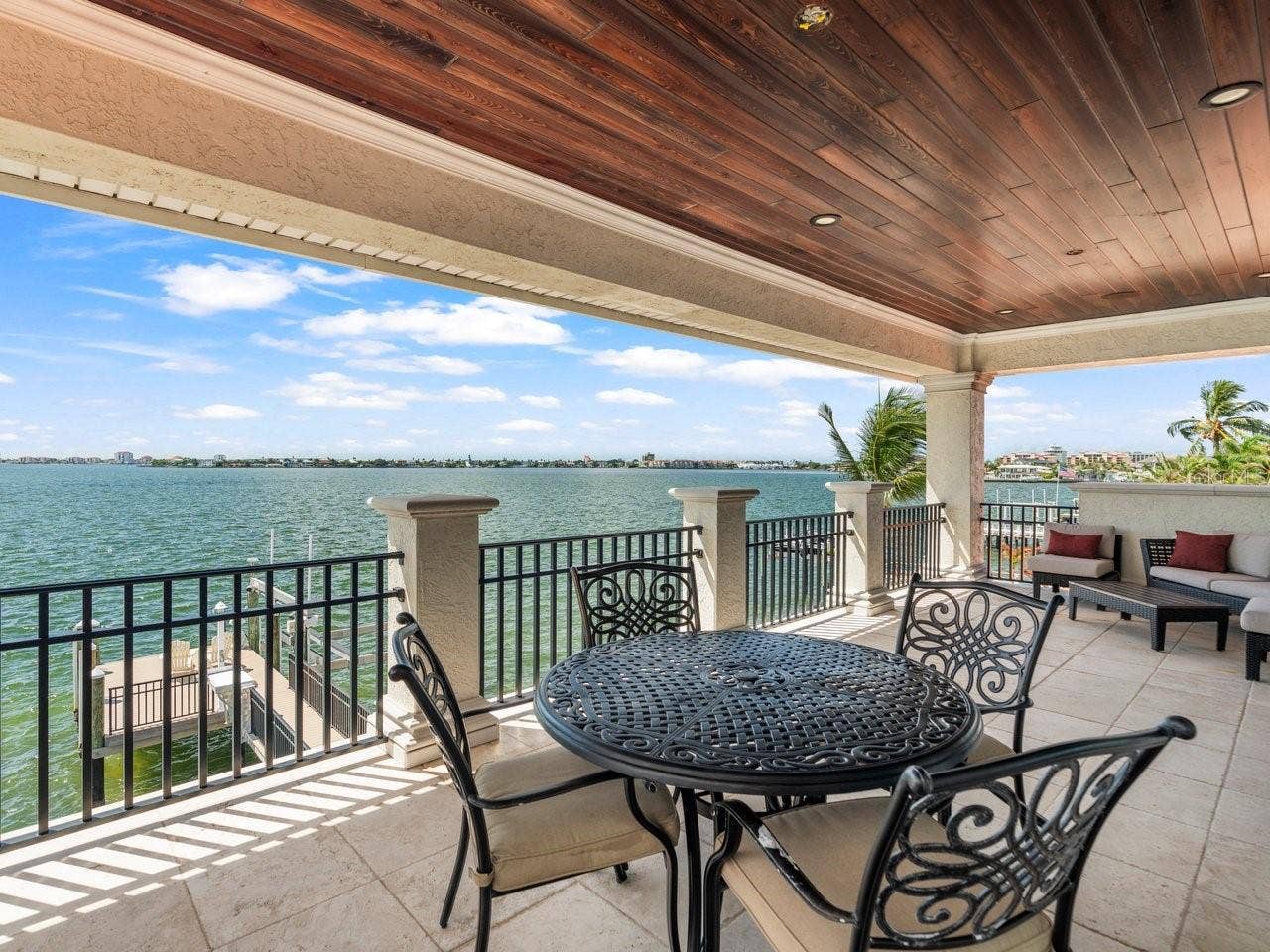 504 55 TH AVENUE, St Pete Beach, FL 33706 504 55 TH AVENUE, St Pete Beach, FL 33706