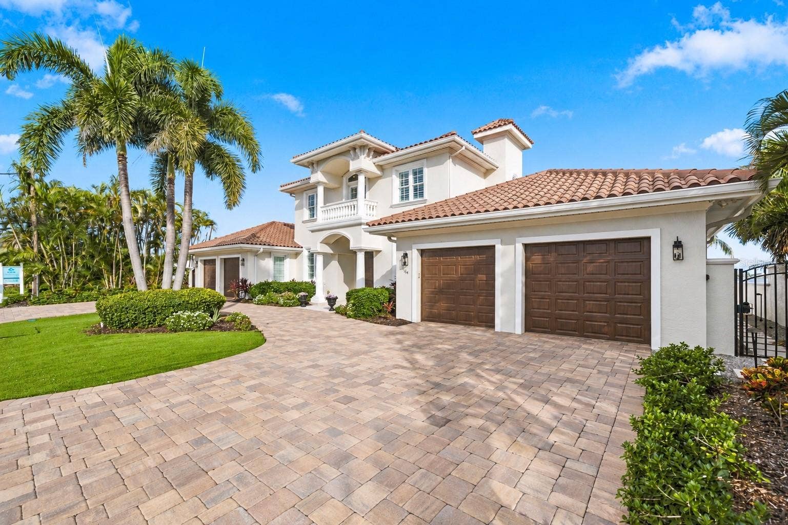 504 55 TH AVENUE, St Pete Beach, FL 33706 504 55 TH AVENUE, St Pete Beach, FL 33706