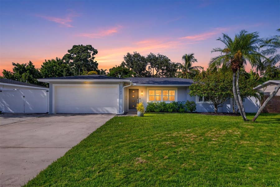 Property photo for 1743 DELAWARE AVENUE NE, St Petersburg, FL