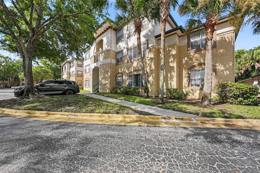 Property photo for 17108 CARRINGTON PARK DR, #722, Tampa, FL
