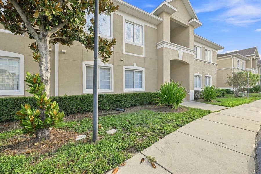 Property photo for 6421 CYPRESSDALE DRIVE, #101, Riverview, FL
