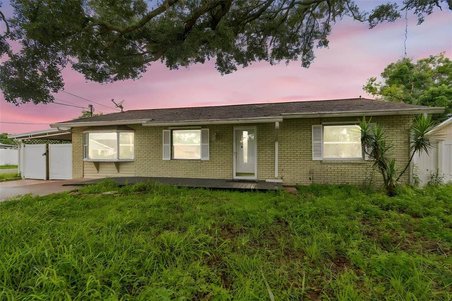 Property photo for 38621 NORTH AVENUE, Zephyrhills, FL