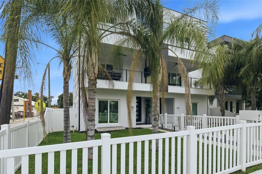 Property photo for 215 W COLUMBUS DRIVE, #2, Tampa, FL