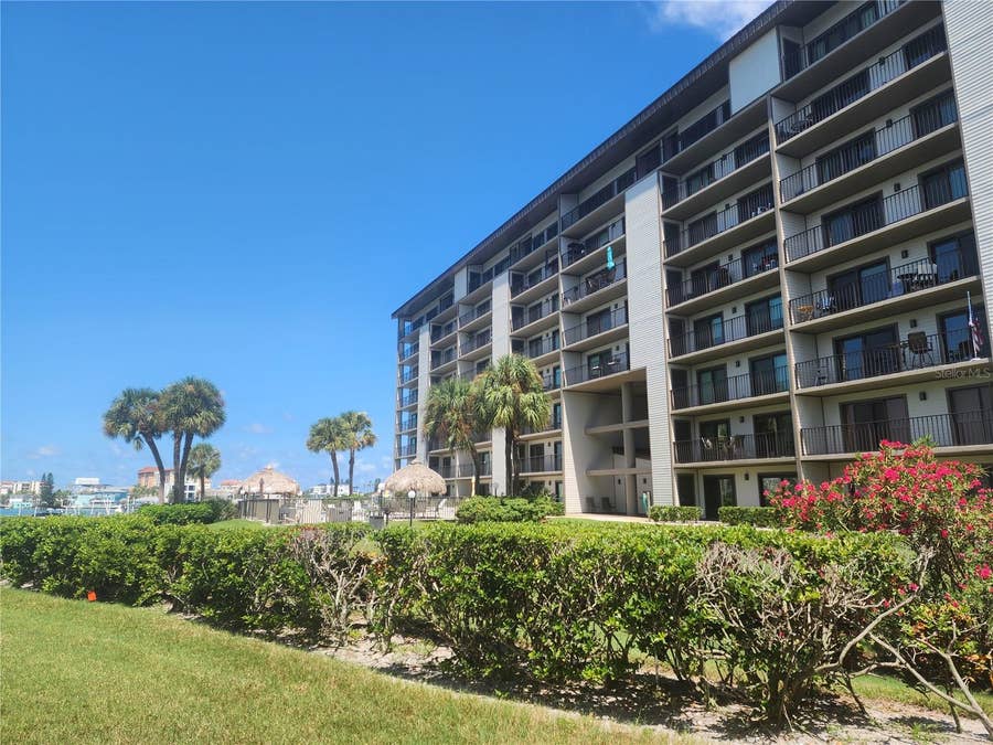 Property photo for 650 ISLAND WAY, #302, Clearwater, FL