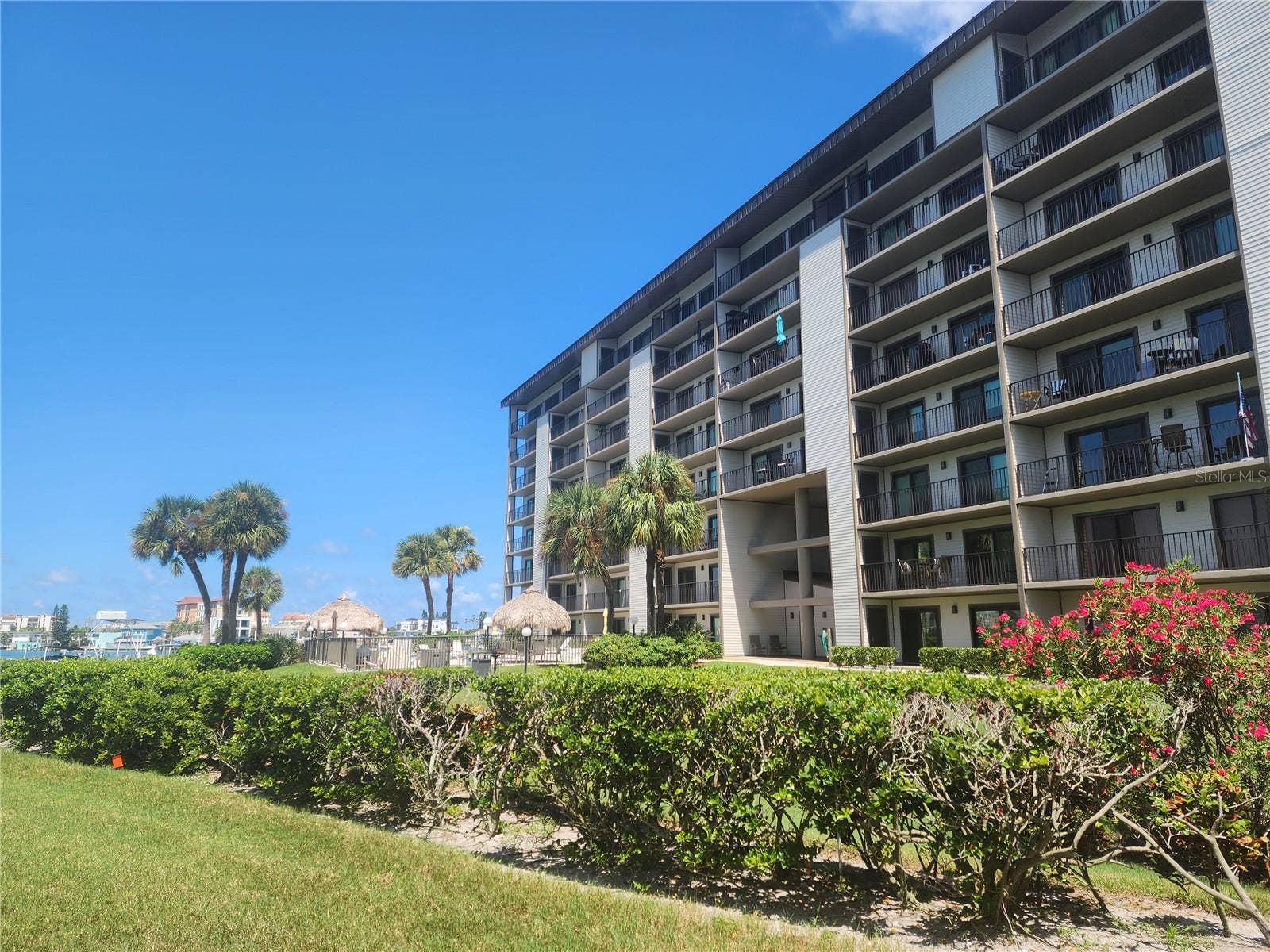 650 ISLAND WAY, #302, Clearwater, FL 33767 650 ISLAND WAY, #302, Clearwater, FL 33767