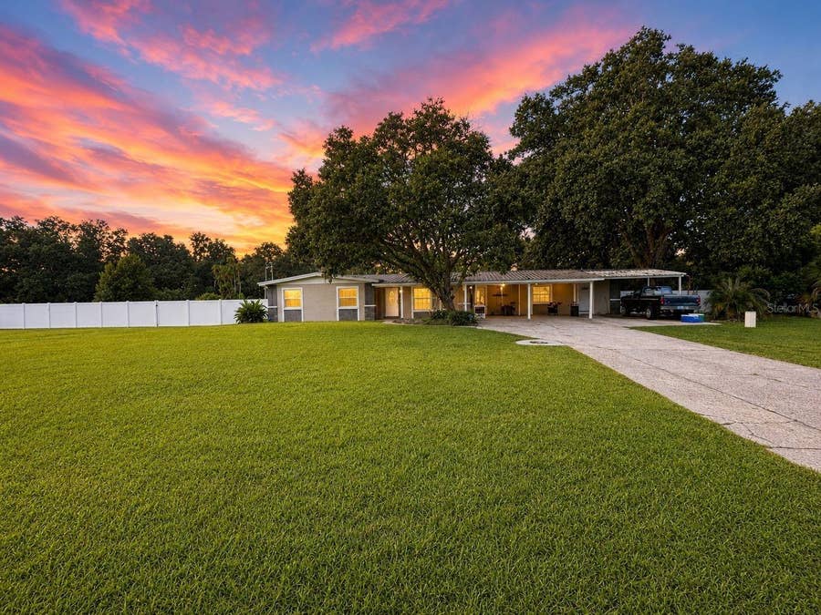 Property photo for 5106 THONOTOSASSA ROAD, Plant City, FL