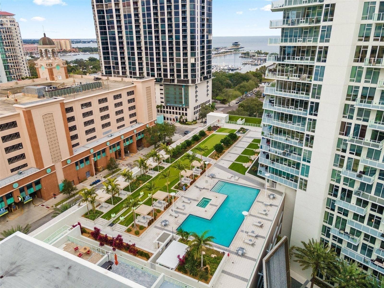 175 1ST STREET SOUTH STREET, #1106, St Petersburg, FL 33701 175 1ST STREET SOUTH STREET, #1106, St Petersburg, FL 33701