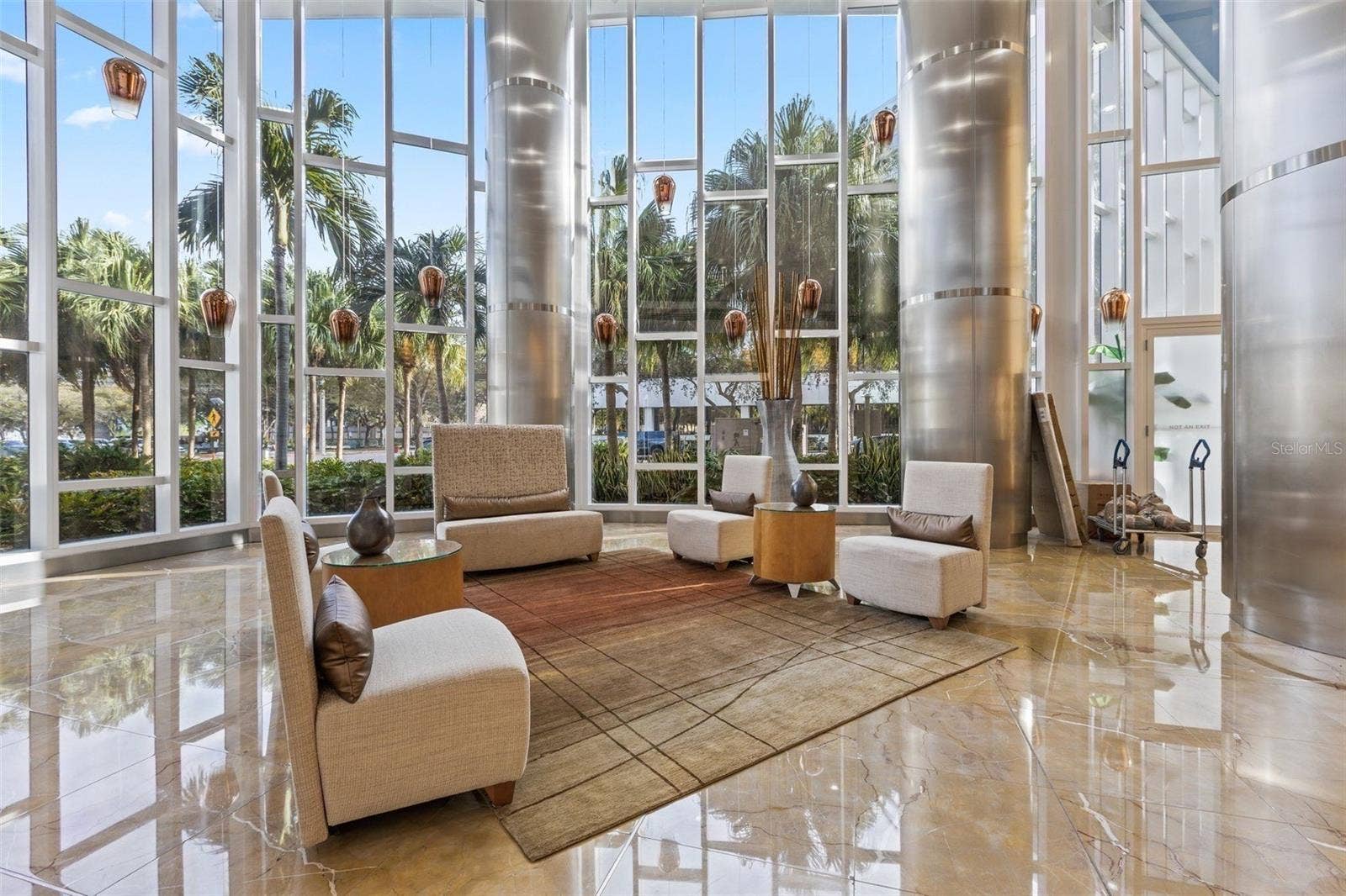 175 1ST STREET SOUTH STREET, #1106, St Petersburg, FL 33701 Luxury Lobby