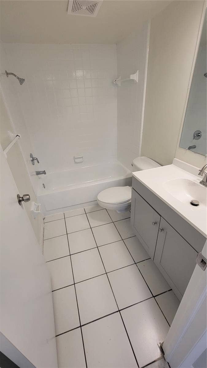 308 AVANDA COURT, #6, Clearwater, FL 33756 308 AVANDA COURT, #6, Clearwater, FL 33756