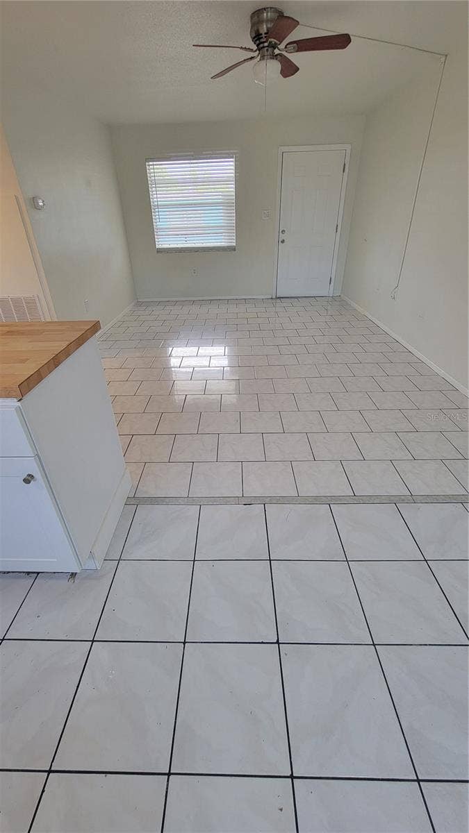308 AVANDA COURT, #6, Clearwater, FL 33756 308 AVANDA COURT, #6, Clearwater, FL 33756
