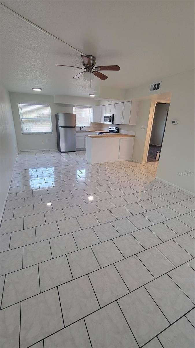 308 AVANDA COURT, #6, Clearwater, FL 33756 308 AVANDA COURT, #6, Clearwater, FL 33756