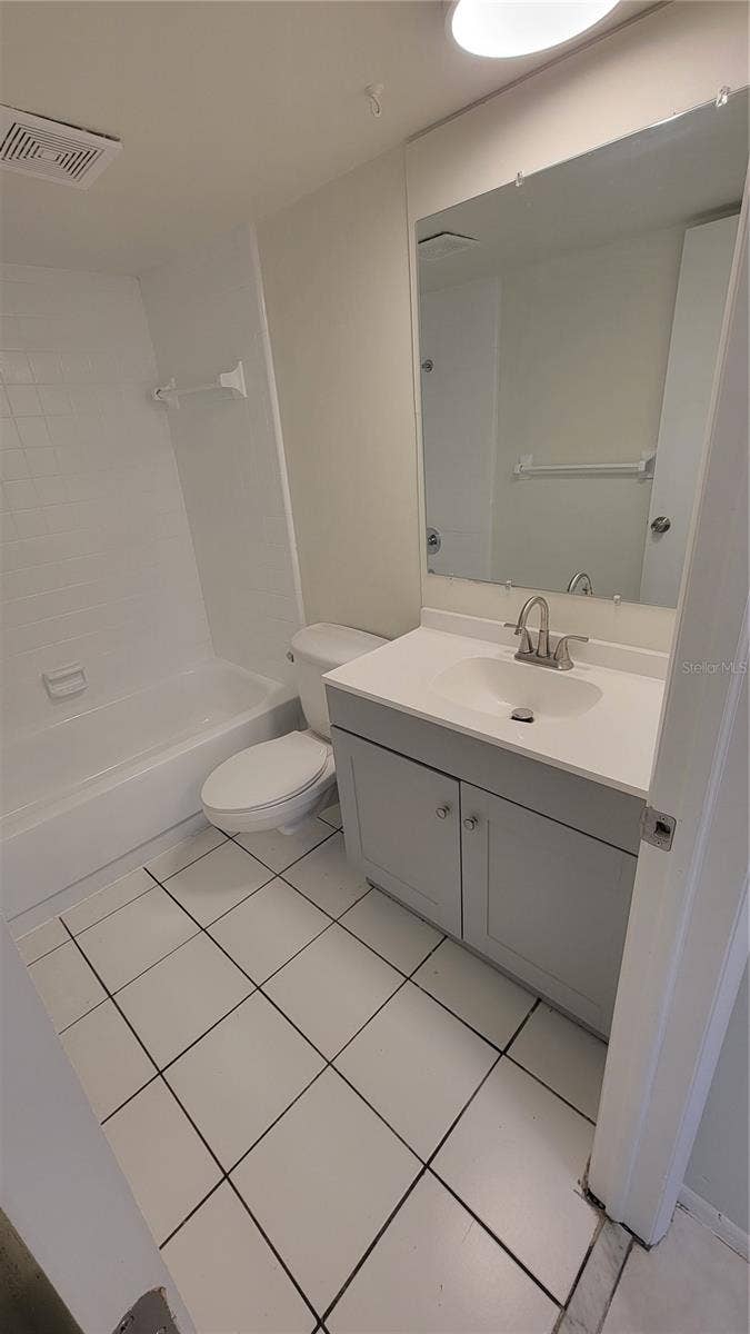 308 AVANDA COURT, #6, Clearwater, FL 33756 308 AVANDA COURT, #6, Clearwater, FL 33756