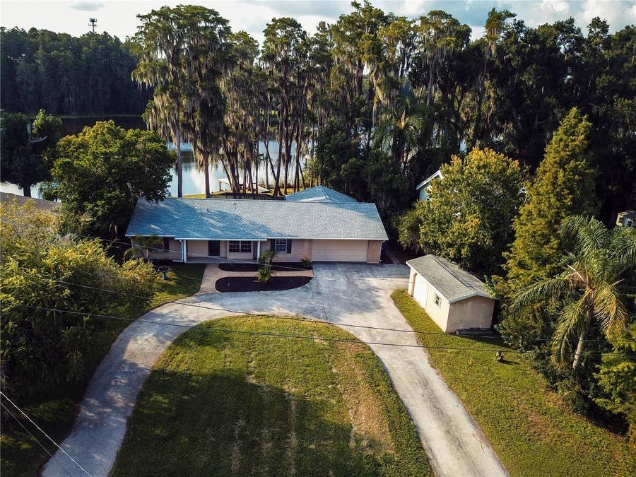Property photo for 21864 PINEYWOOD LOOP, Land O Lakes, FL