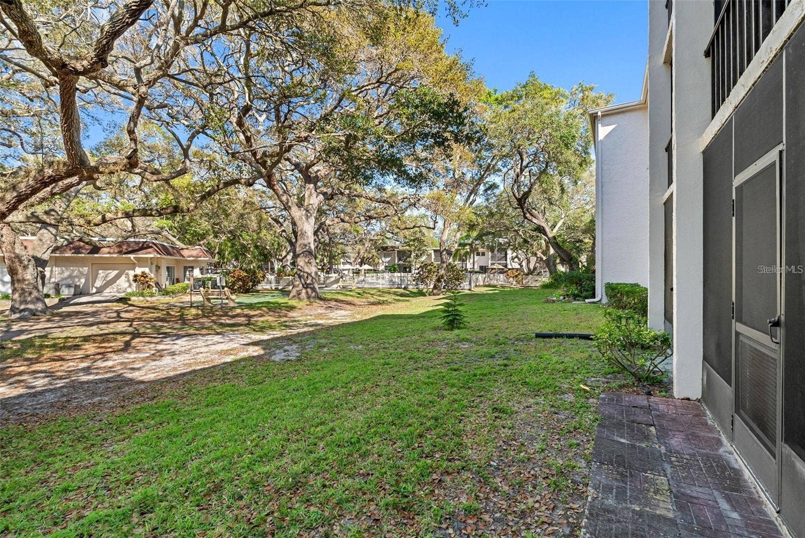 870 VIRGINIA STREET, #104, Dunedin, FL 34698