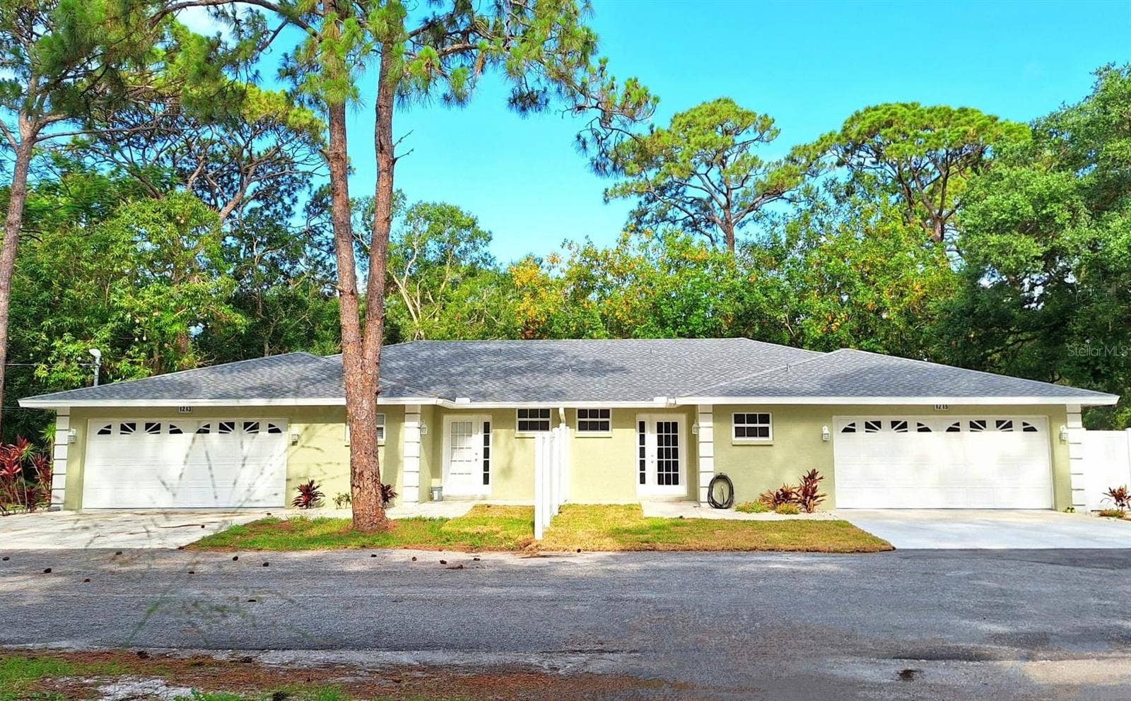 1213 BENEDICT COURT, Sarasota, FL 34237 1213 BENEDICT COURT, Sarasota, FL 34237