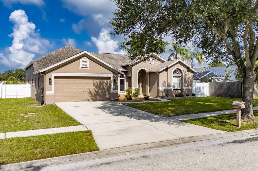 Property photo for 10303 TARRAGON DRIVE, Riverview, FL