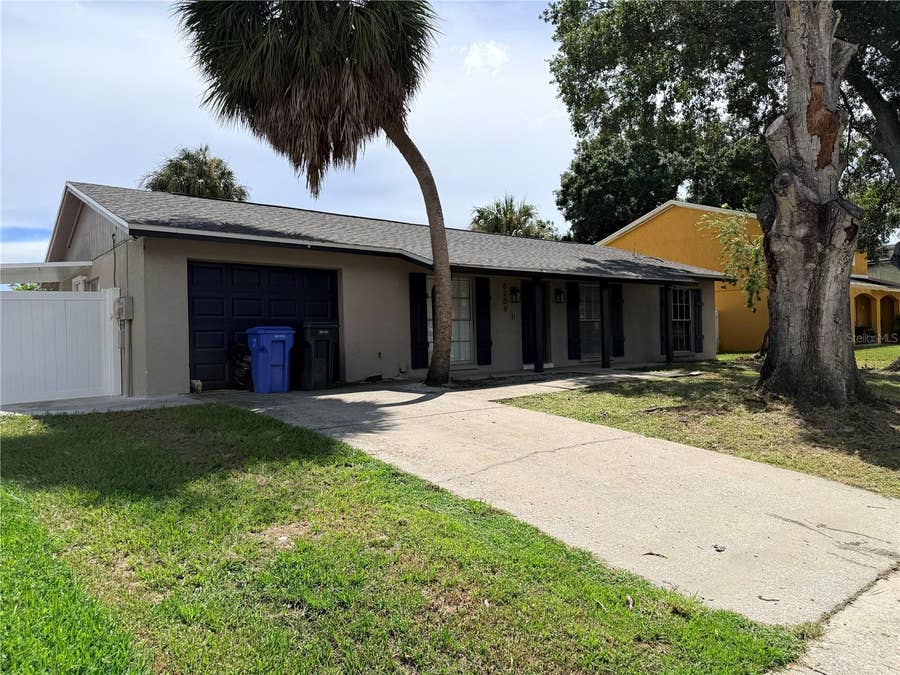 Property photo for 8209 VASSAR CIRCLE, Tampa, FL