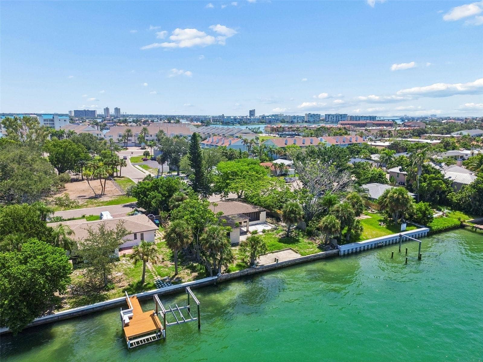 9300 GULF BOULEVARD, St Pete Beach, FL 33706 9300 GULF BOULEVARD, St Pete Beach, FL 33706