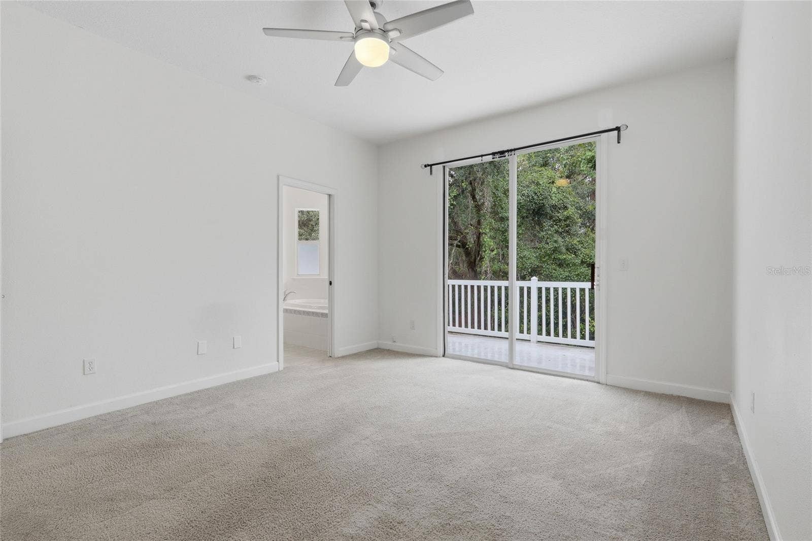 2621 FIDDLESTICK CIRCLE, Lutz, FL 33559 2621 FIDDLESTICK CIRCLE, Lutz, FL 33559