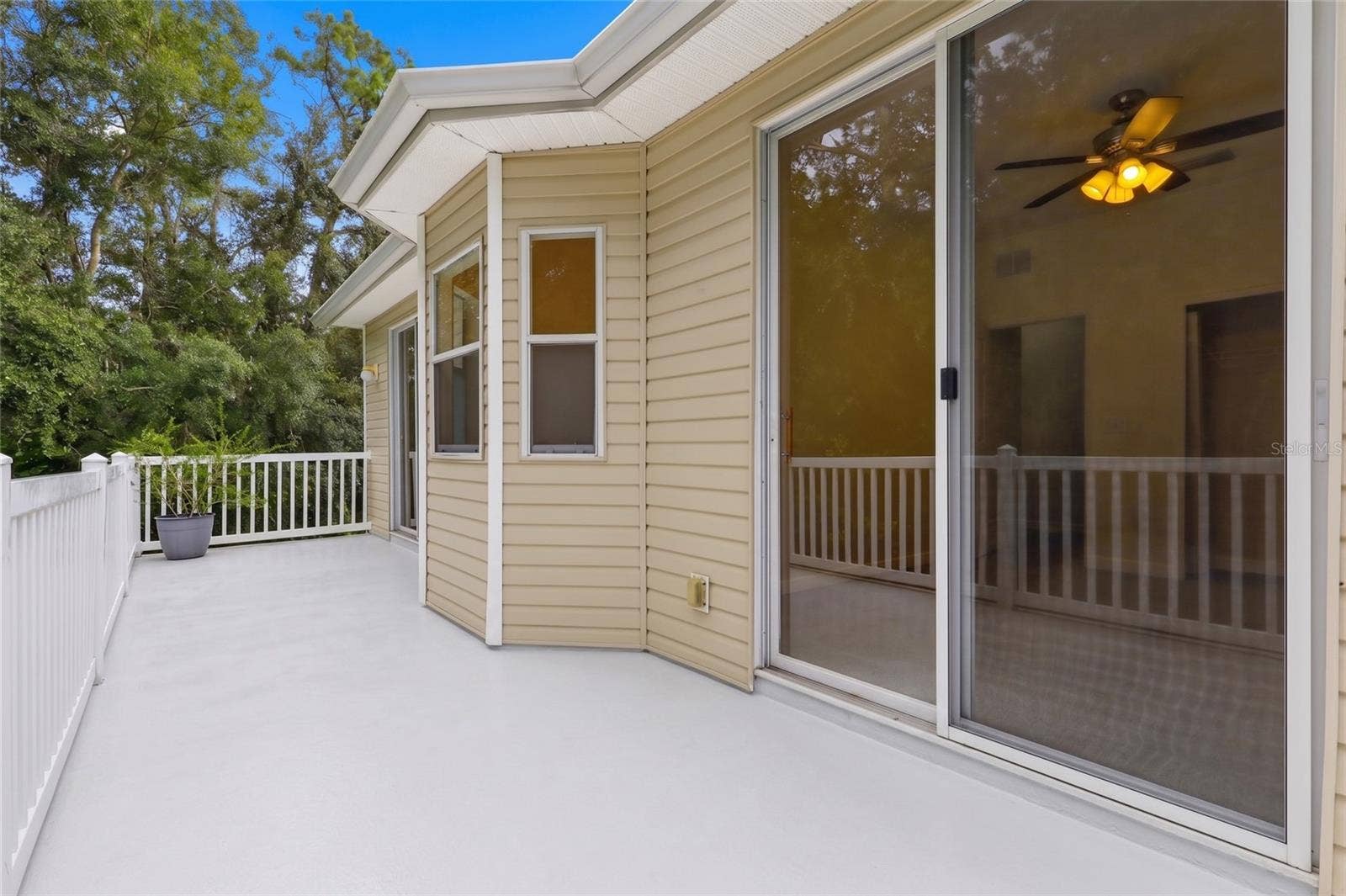 2621 FIDDLESTICK CIRCLE, Lutz, FL 33559 2621 FIDDLESTICK CIRCLE, Lutz, FL 33559