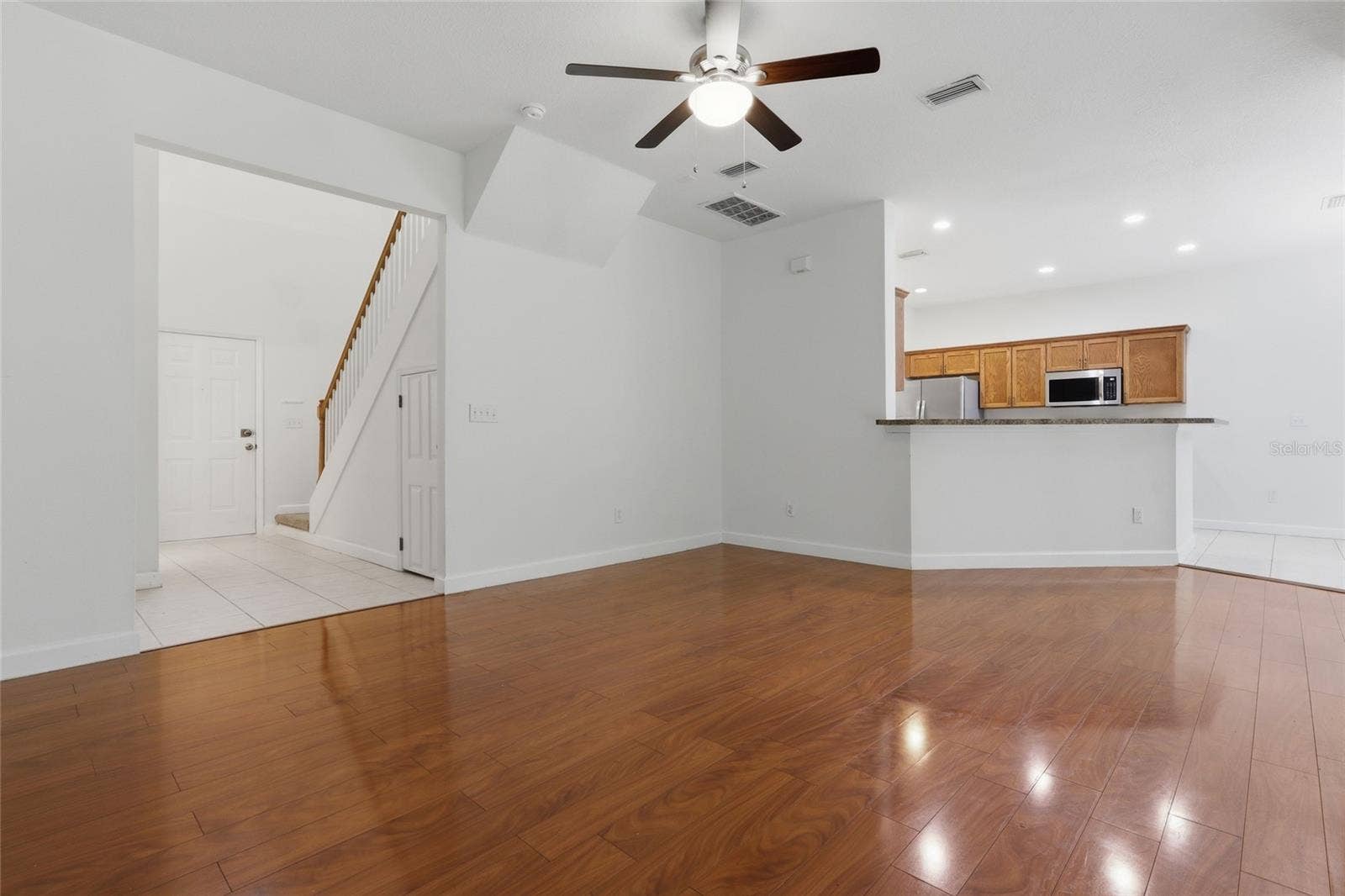 2621 FIDDLESTICK CIRCLE, Lutz, FL 33559 2621 FIDDLESTICK CIRCLE, Lutz, FL 33559