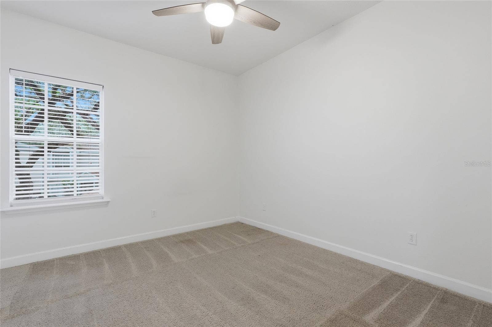 2621 FIDDLESTICK CIRCLE, Lutz, FL 33559 2621 FIDDLESTICK CIRCLE, Lutz, FL 33559