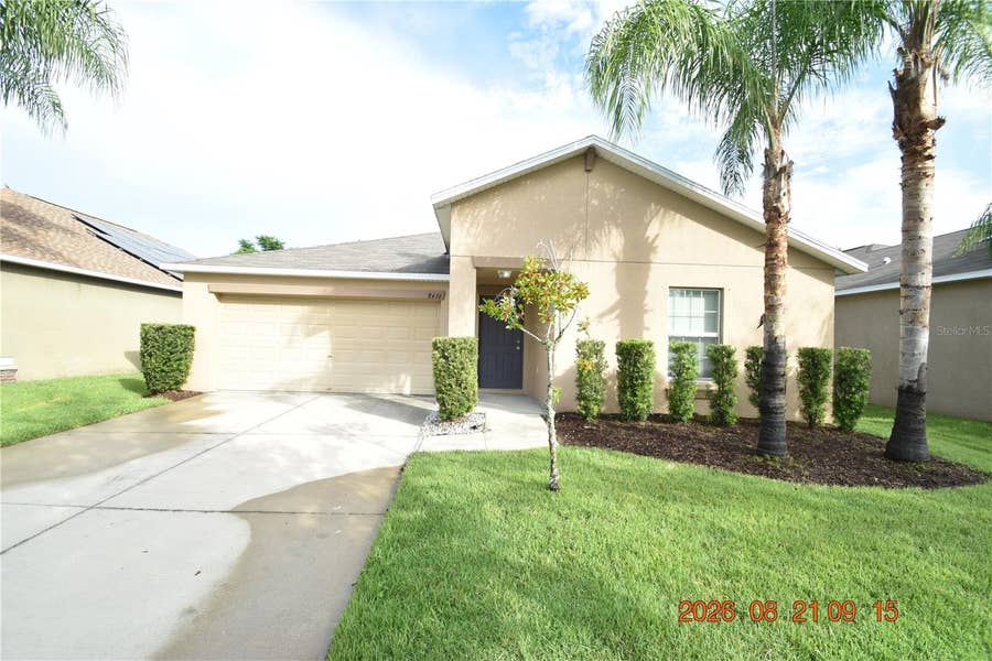 Property photo for 8436 HUNTERS FORK LOOP, Ruskin, FL