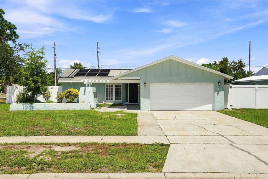 Property photo for 13691 SERENA DRIVE, Largo, FL