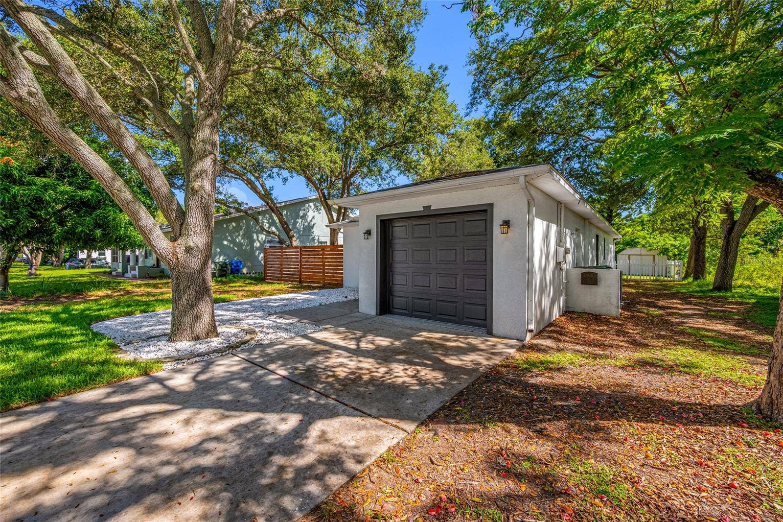 608 2ND STREET SW, Largo, FL 33770