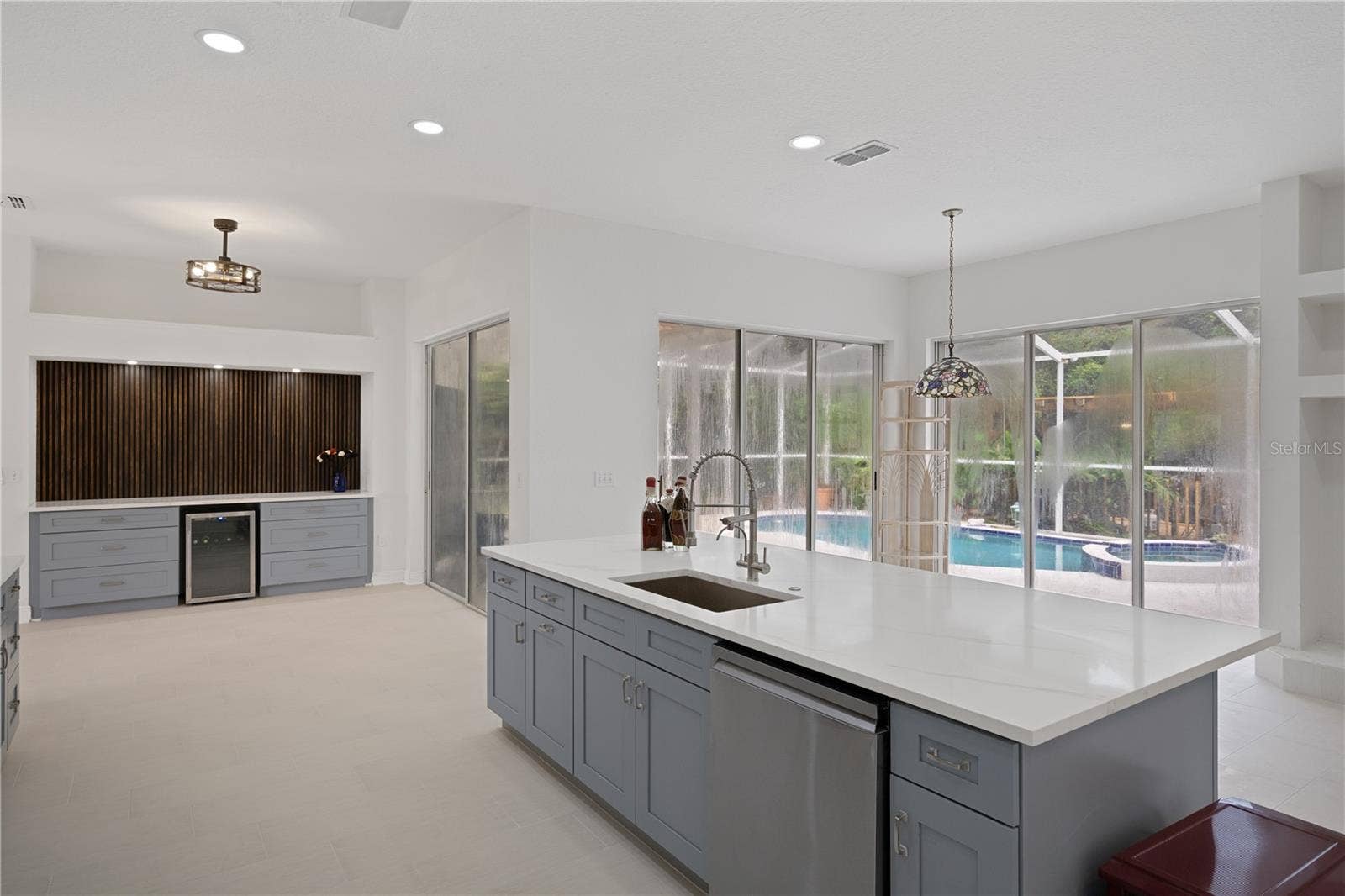 3239 GLENWOOD CIRCLE, Holiday, FL 34691