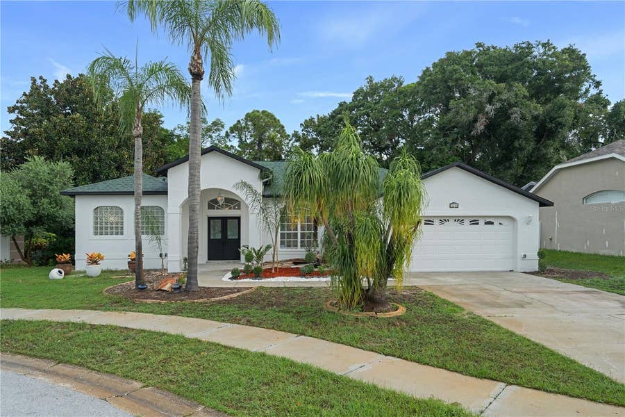 Property photo for 3239 GLENWOOD CIRCLE, Holiday, FL