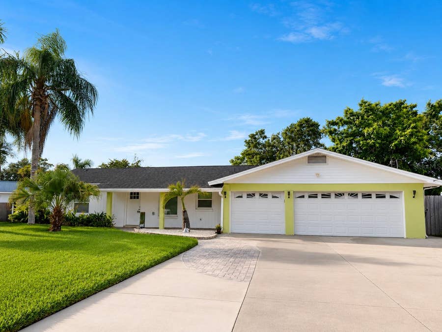 Property photo for 8715 DRIFTWOOD DRIVE, Tampa, FL