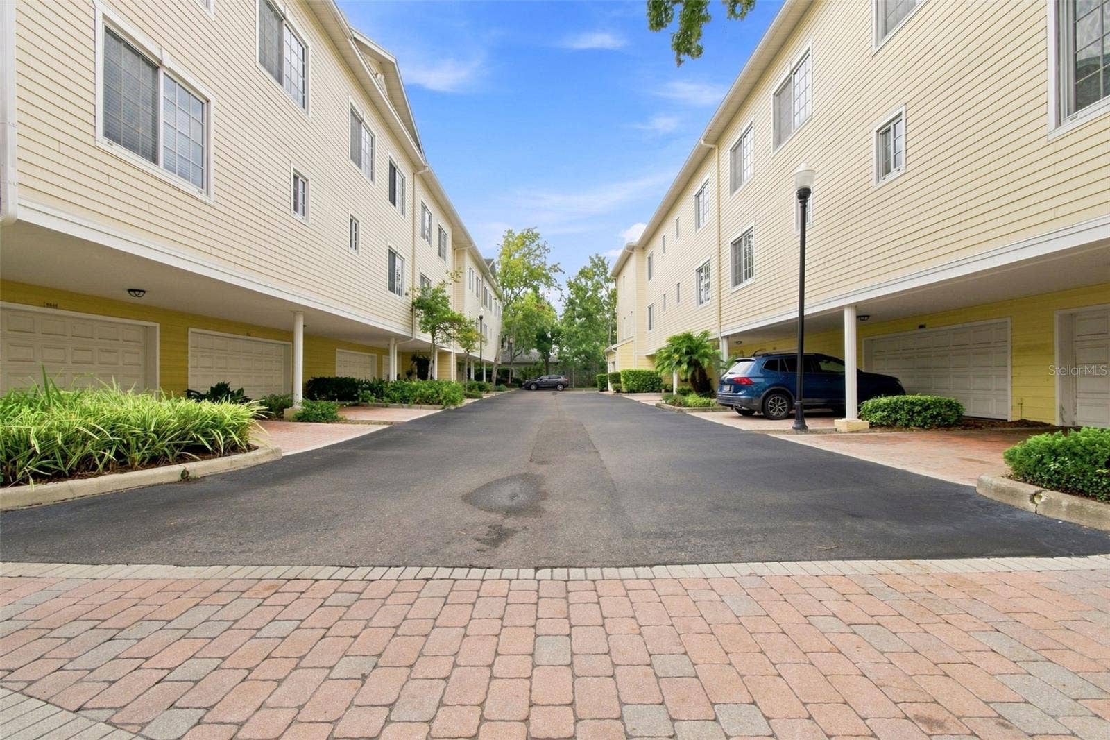 9801 MEADOW FIELD CIRCLE, Tampa, FL 33626 9801 MEADOW FIELD CIRCLE, Tampa, FL 33626