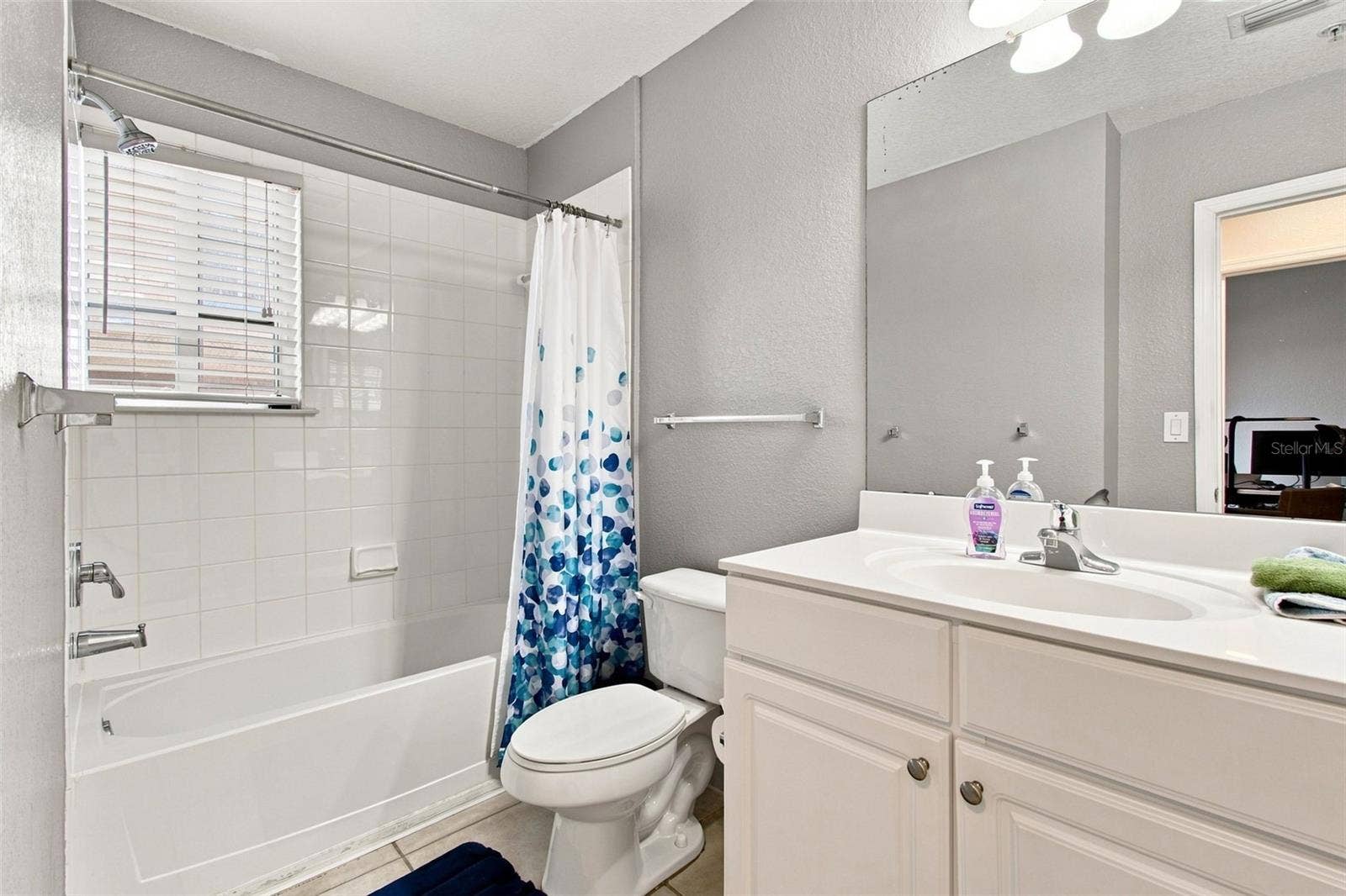 9801 MEADOW FIELD CIRCLE, Tampa, FL 33626 9801 MEADOW FIELD CIRCLE, Tampa, FL 33626