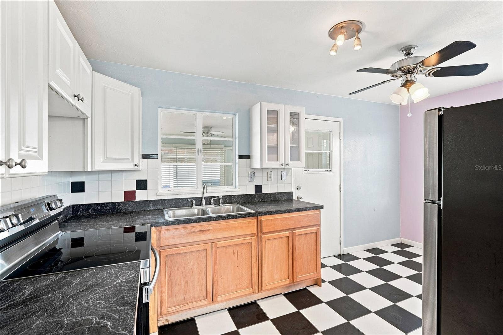 600 79TH AVENUE, St Pete Beach, FL 33706 600 79TH AVENUE, St Pete Beach, FL 33706