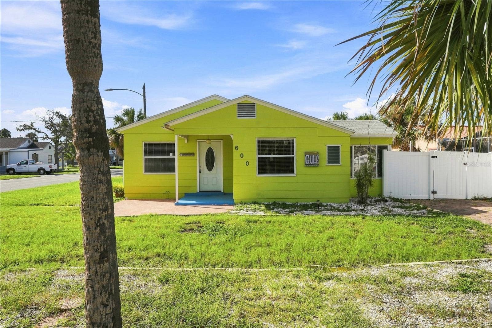 600 79TH AVENUE, St Pete Beach, FL 33706 600 79TH AVENUE, St Pete Beach, FL 33706