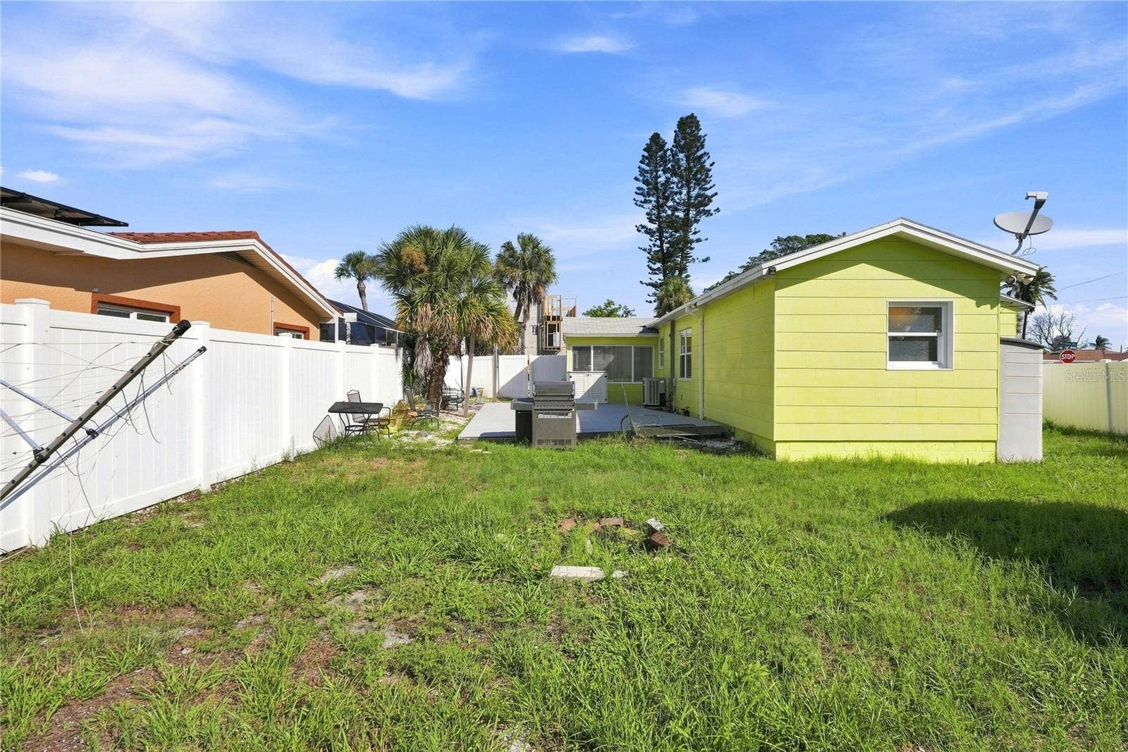 600 79TH AVENUE, St Pete Beach, FL 33706 600 79TH AVENUE, St Pete Beach, FL 33706
