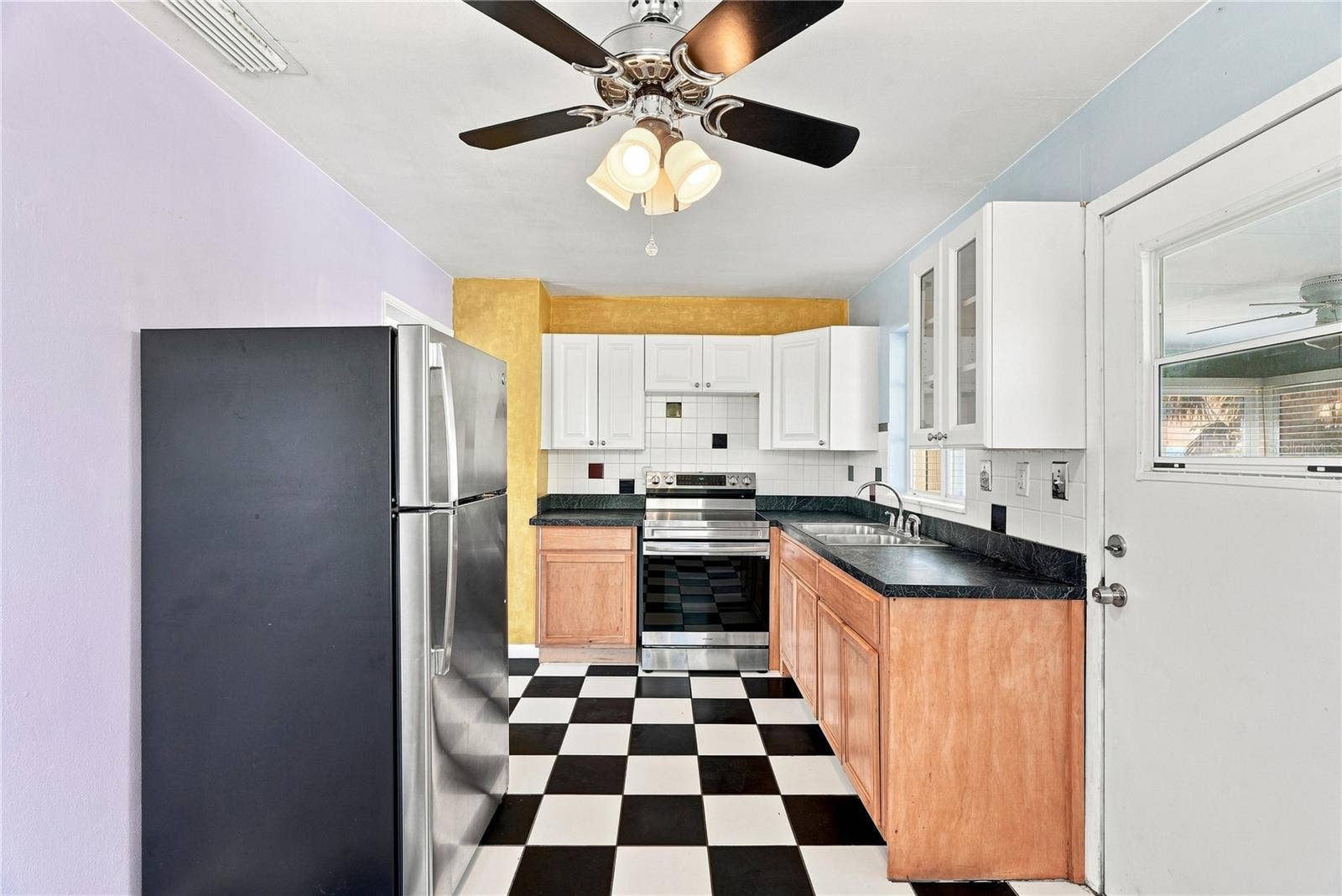 600 79TH AVENUE, St Pete Beach, FL 33706 600 79TH AVENUE, St Pete Beach, FL 33706