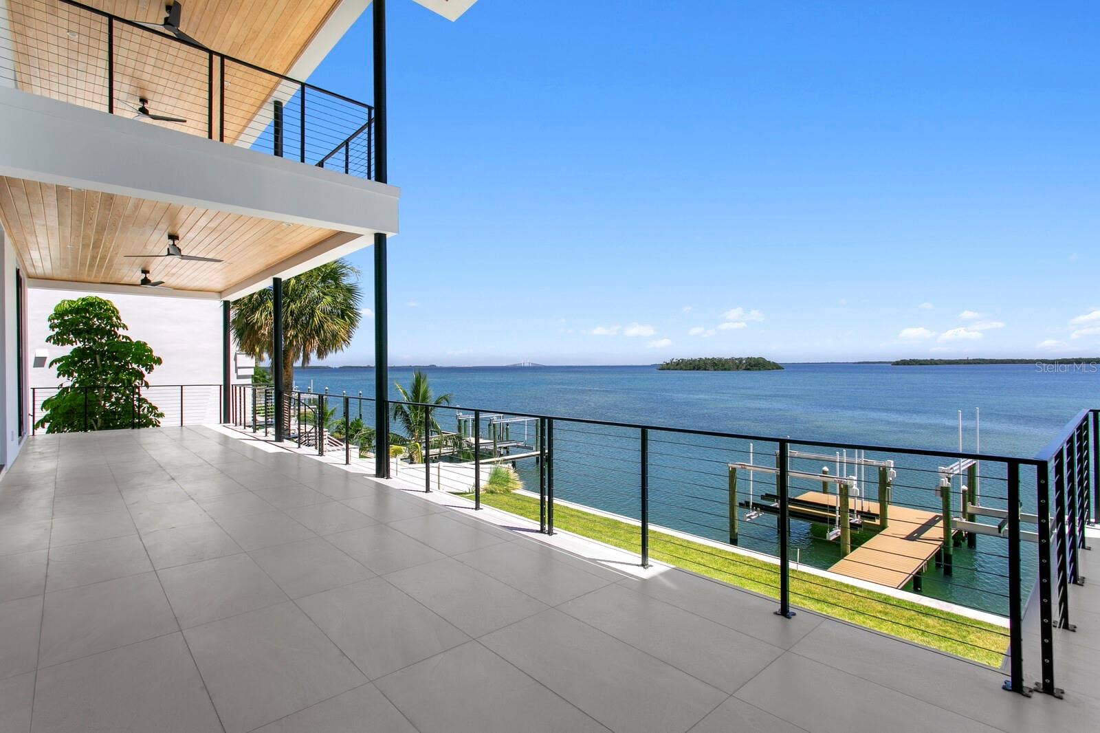 114 SANDS POINT DRIVE, Tierra Verde, FL 33715 114 SANDS POINT DRIVE, Tierra Verde, FL 33715